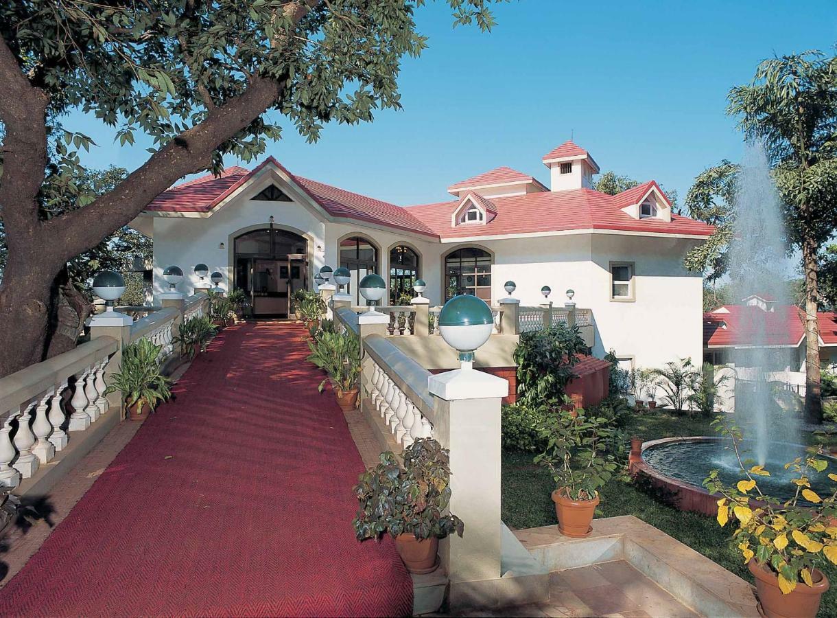 Hotel Usha Ascot Matheran Zewnętrze zdjęcie