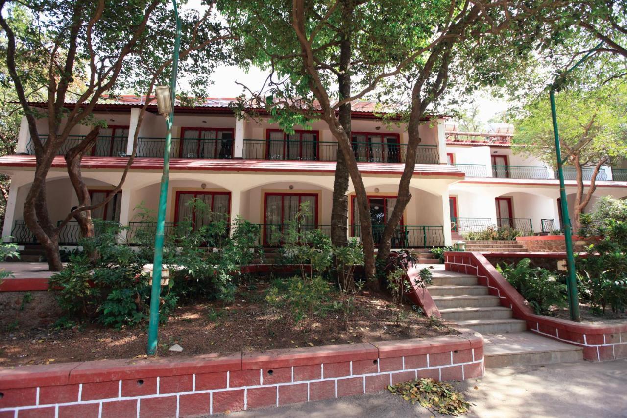 Hotel Usha Ascot Matheran Zewnętrze zdjęcie